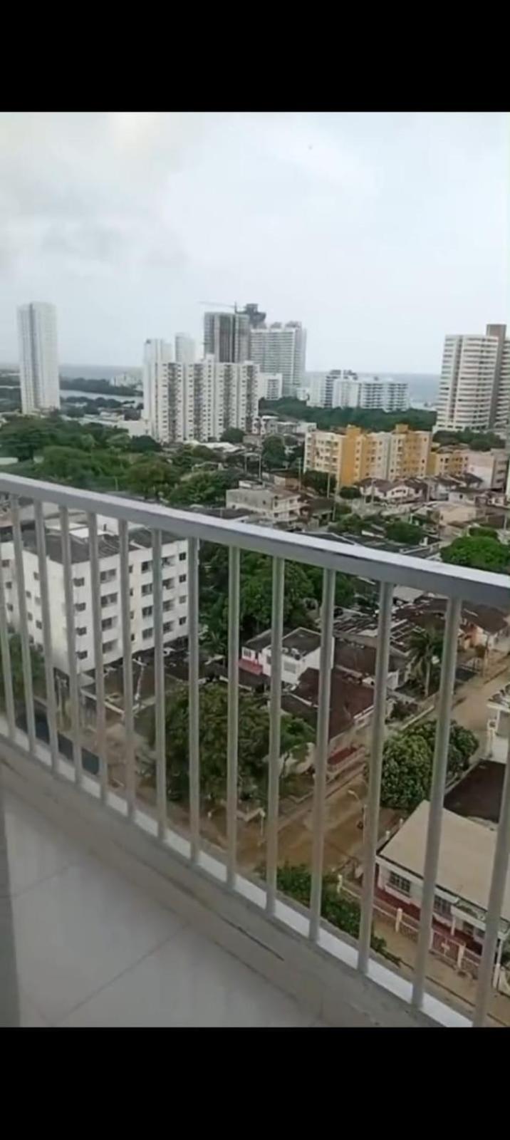 Urbis 48 Enjoy Apartamento
